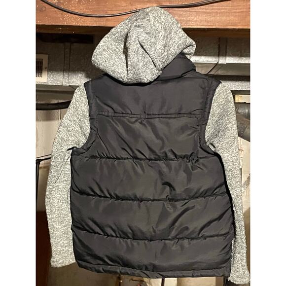 Weatherproof Vintage Small Boys Sherpa Lined Hooded Puffer Vest - Picture 5 of 5